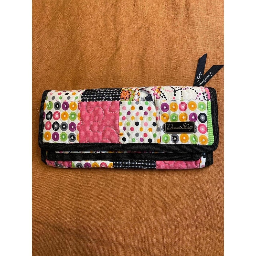 Donna Sharp Wallet Quilted Zip Snap Patchwork sku1